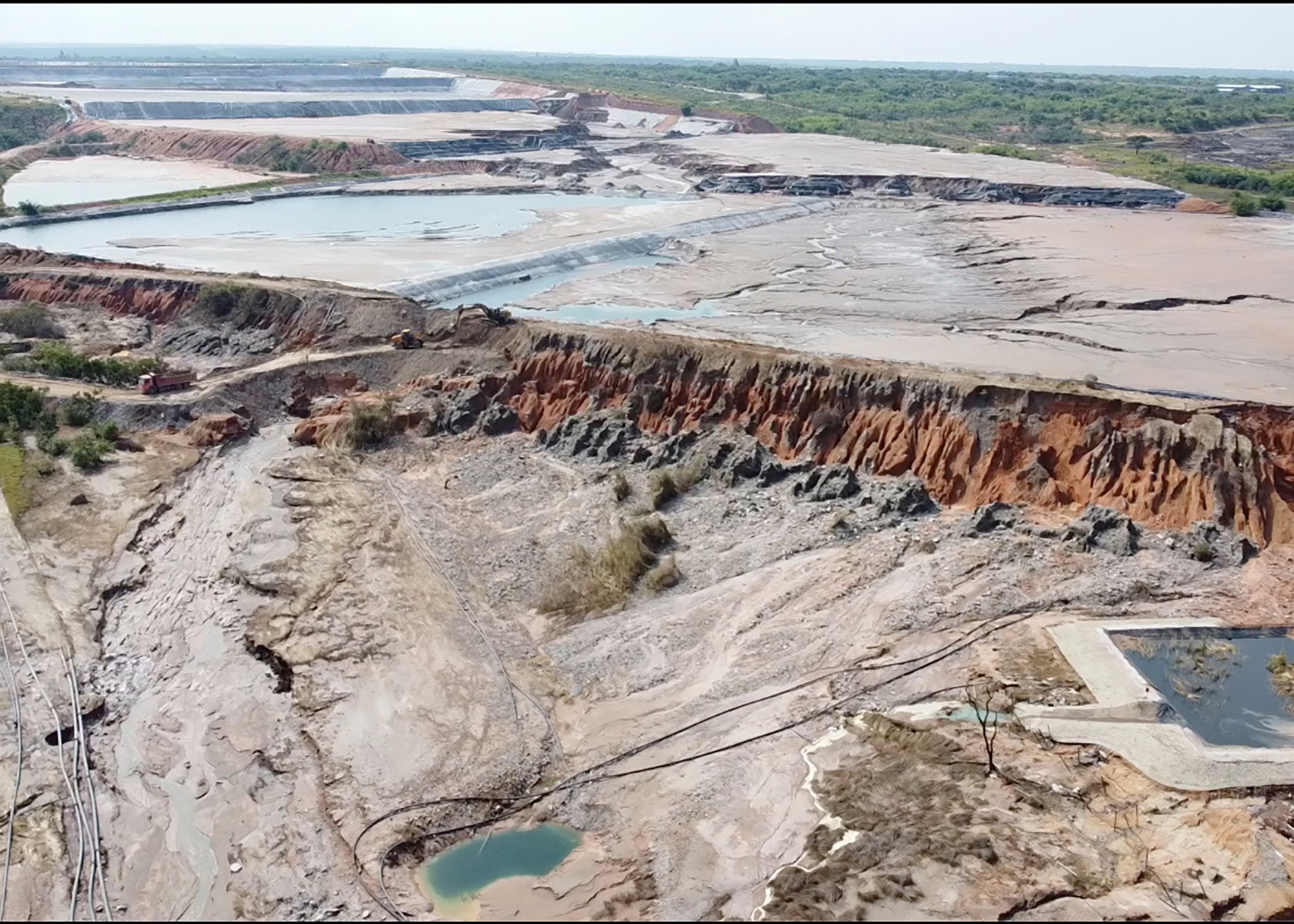 Ein Dammbruch in einer Mine von Sino-Metals Leach Zambia in der Nähe von Kitwe, Sambia, aus einem Video vom 19. Februar 2025.