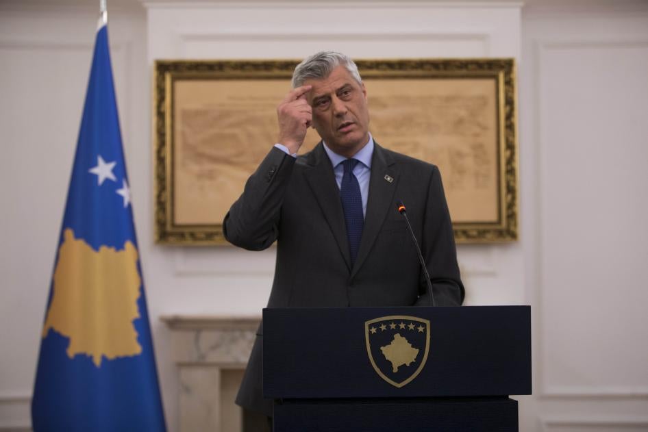 Presidenti i Kosovës Hashim Thaçi gjatë një konference për shtyp në Prishtinë, 21 janar 2019.